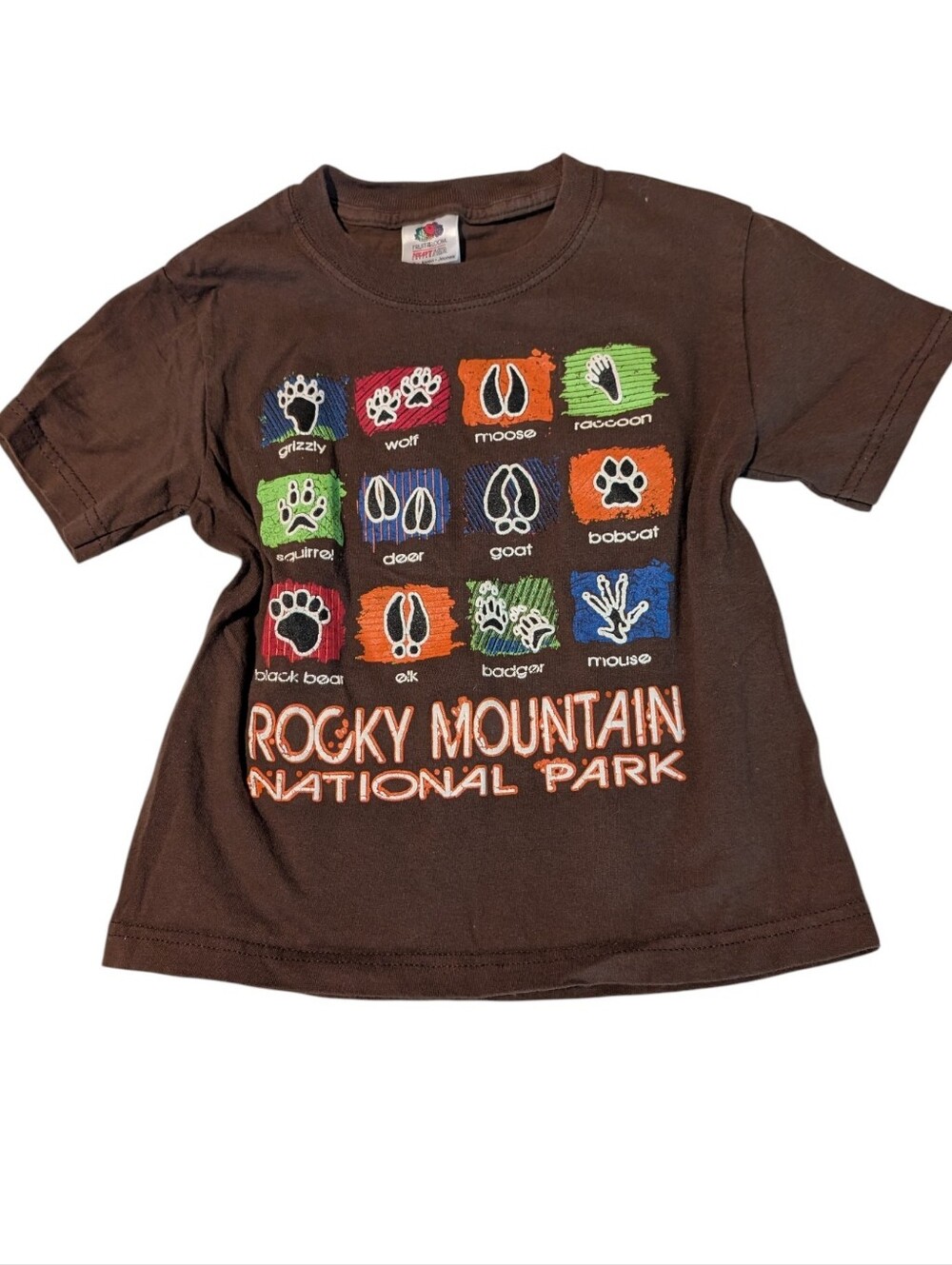 Vintage Y2K Rocky Mountain National Park Youth Animal Tracks Brown T-shirt